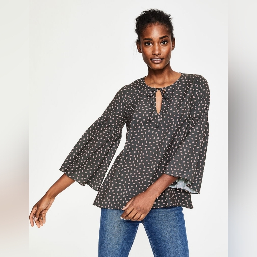 Boden Boho Sleeve Top Gray And Pink Polka Dots Size 4